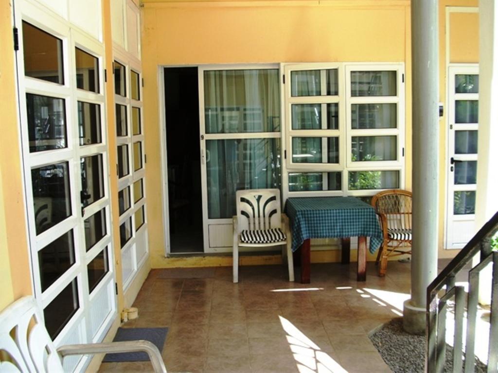 Auberge Le Saladier Mahébourg Esterno foto