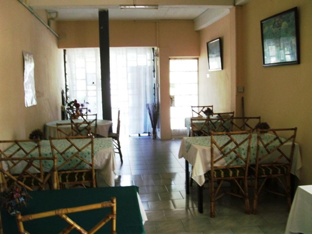Auberge Le Saladier Mahébourg Esterno foto