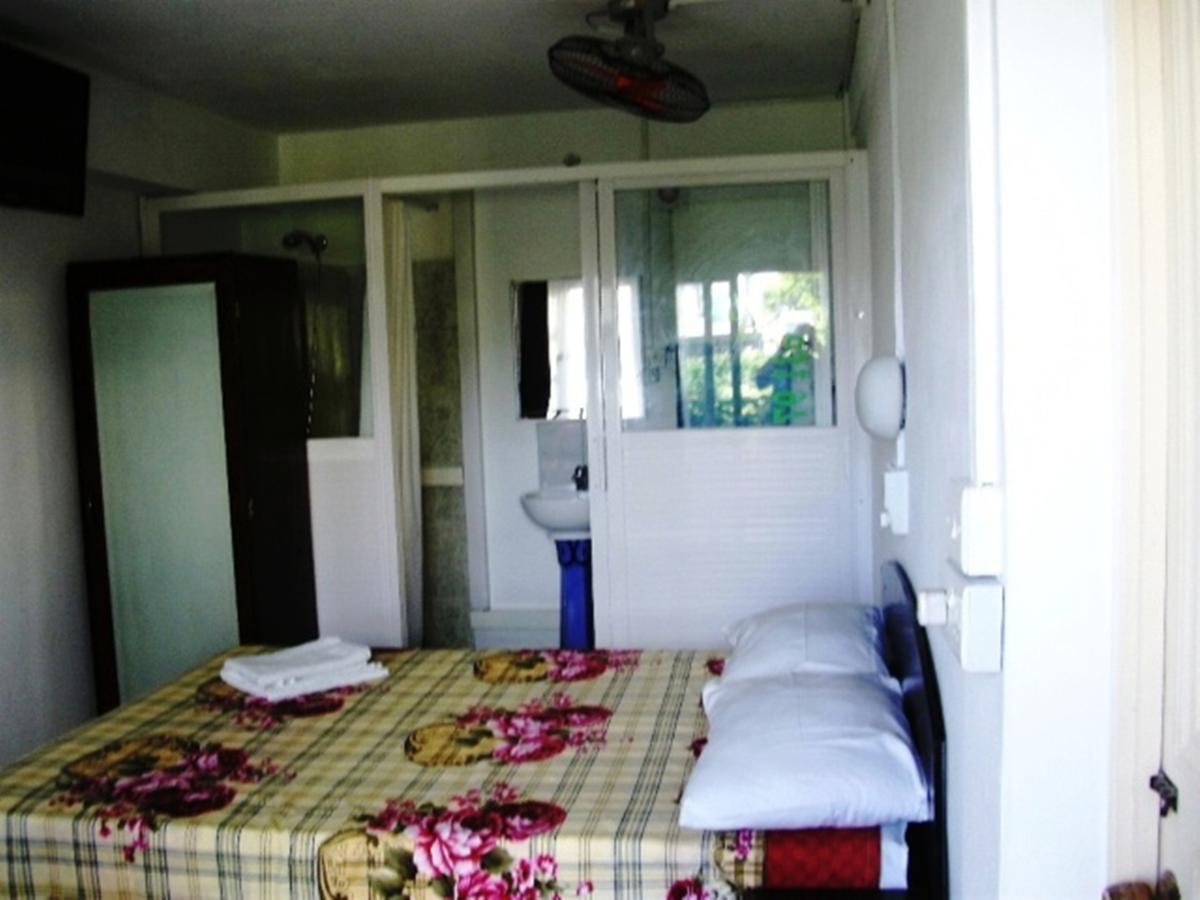 Auberge Le Saladier Mahébourg Esterno foto